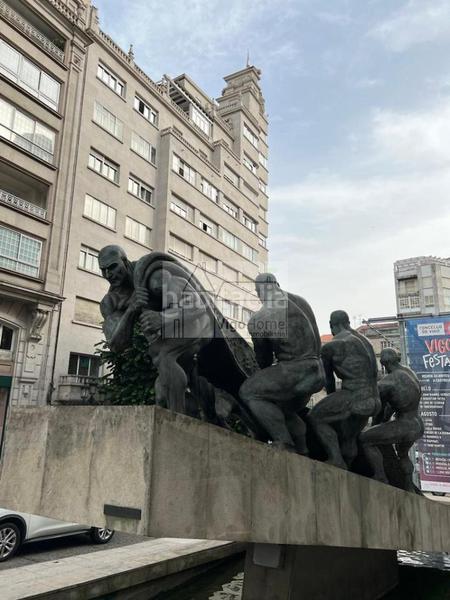 Foto 5bd1c06a-ff1c-4ee1-a02f-4bddf41ab80e. Attique avec chauffage dans Centro - Areal Vigo