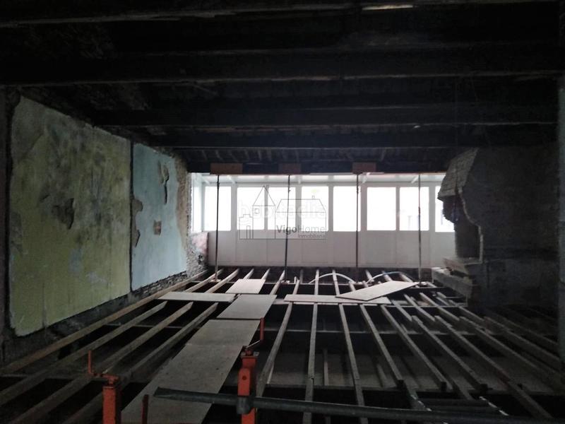 Foto 8b65f1a8-4a96-42fb-b85c-18633ff0adfe. Dachwohnung mit heizung in Centro - Areal Vigo