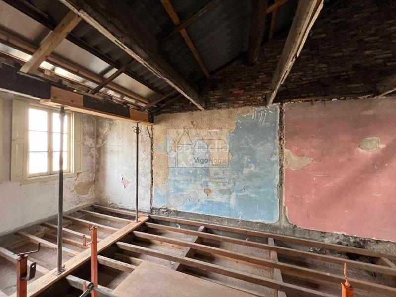 Foto 9df0cdb2-d082-4ed7-b1eb-f0415c4bbef2. Dachwohnung mit heizung in Centro - Areal Vigo