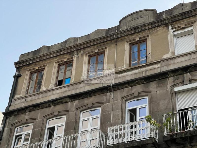 Foto 0f2a63ab-c07a-404b-a05c-294977c976ae. Penthouse with heating in Centro - Areal Vigo