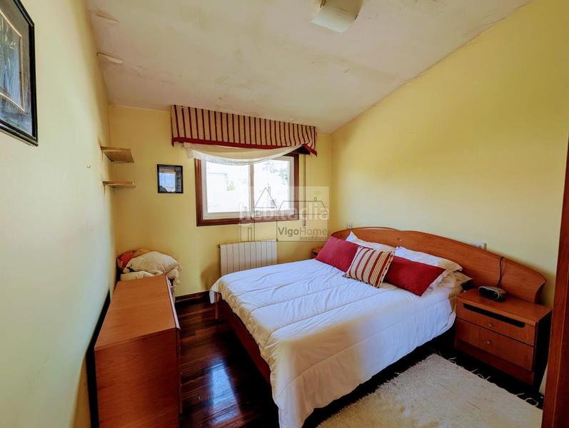Foto b0225718-eea4-43ce-95d9-24bf3f46e2b4. Duplex with heating in A Salgueira - O Castaño Vigo