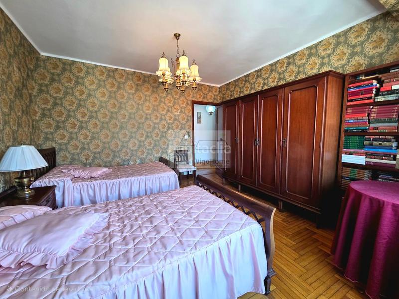 Foto 75cc406e-a6a3-4f02-9625-3d3dc8db7610. Etagenwohnung mit heizung in Fátima Vigo