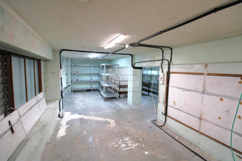 Foto b71e5deb-6421-4a93-a95d-e84b8983c85f. Local comercial a Casablanca - Calvario Vigo