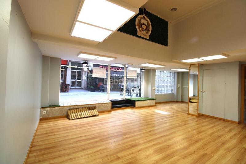 Foto 69cee1d0-da3d-4966-a533-6a6c15863a15. Location local commercial dans Casablanca - Calvario Vigo