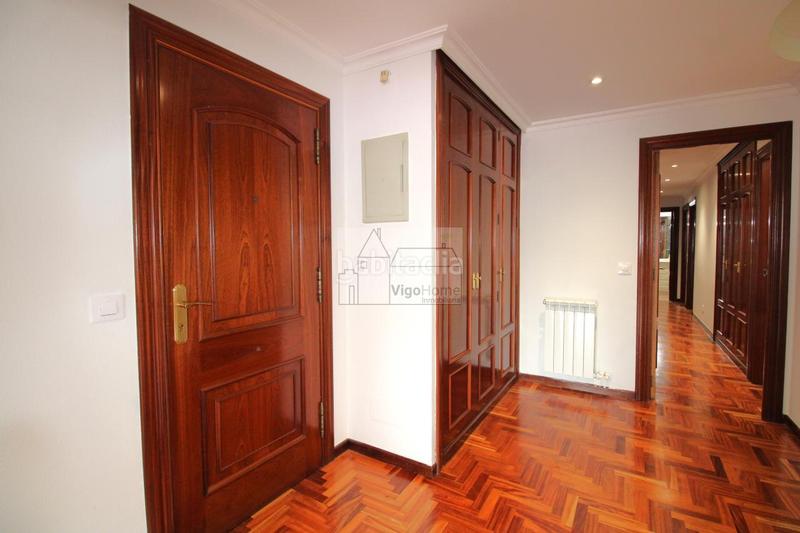 Foto 0ee524eb-7556-408c-99cc-fa62c7f6d535. Appartement dans garcia barbon 48 dans Centro - Areal Vigo