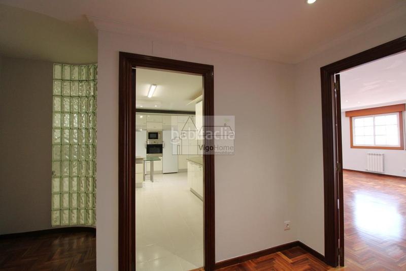 Foto 54709606-4b5c-4d57-8afa-3e3ebbe1ba16. Appartement dans garcia barbon 48 dans Centro - Areal Vigo
