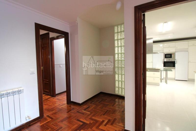 Foto 35c7012a-31a5-404a-8d09-070e3637e6af. Piso en garcia barbon 48 en Centro - Areal Vigo