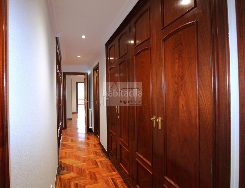 Foto 3e34ca34-e658-4061-ad94-c695a410c3a0. Piso en garcia barbon 48 en Centro - Areal Vigo