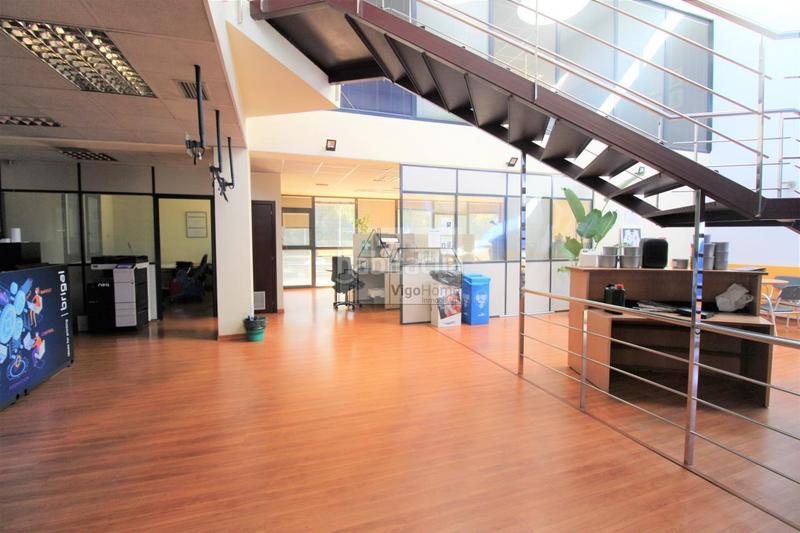 Foto 00f45b0d-c52b-4c50-bf1c-f4be6482d278. Rent office space with heating parking in Lavadores Vigo