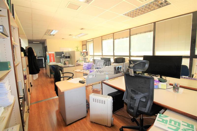 Foto dccfbde8-2c04-45c5-ace8-f7788e7181c7. Alquiler oficina en Lavadores Vigo