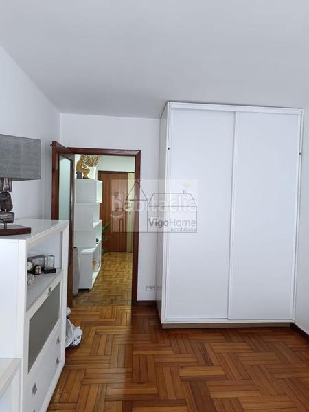 Foto 6249b800-5fec-472f-81ad-91815cd7d1e0. Appartamento con riscaldamento parcheggio in Plaza de la industria Vigo