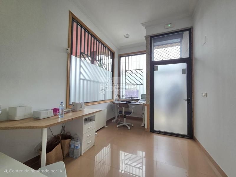 Foto 409f9062-2a88-4a5c-bb64-36bc9042adb2. Local comercial a pereiro 66 a Sardoma - Castrelos Vigo