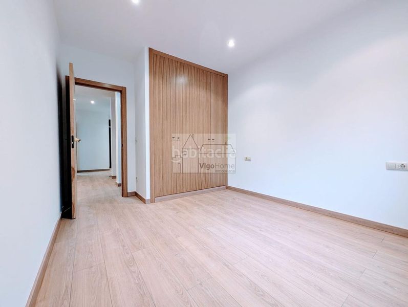 Foto f0b83d71-00c9-48e2-a3f3-168f947f0977. Casa adossada amb calefacció aparcament a Teis Vigo