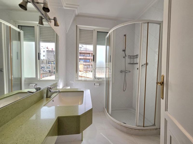 Foto 8266ce02-7e7b-4a49-9af5-e90ccbd0f00b. Pis amb calefacció a Centro - Areal Vigo