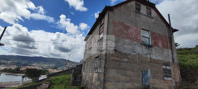 Foto 44c29324-4f30-4360-9a4e-9e966bdefec8. Casa amb aparcament a Moaña