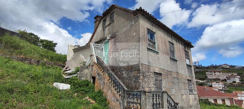 Foto 479e8e16-ebcd-4880-bcb2-5ca916245357. Casa amb aparcament a Moaña