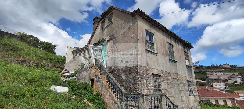 Foto 5364b033-5e86-455e-a024-d541feef401a. Casa amb aparcament a Moaña