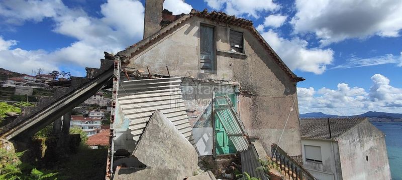 Foto eddeb0e6-da4c-4cfa-9b8c-97e83e7d29d5. Casa amb aparcament a Moaña