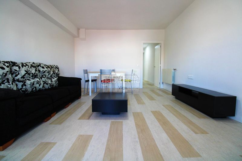 Foto 270a2b8f-b800-4412-a0f9-414209797514. Miete etagenwohnung mit heizung in O Castro Vigo
