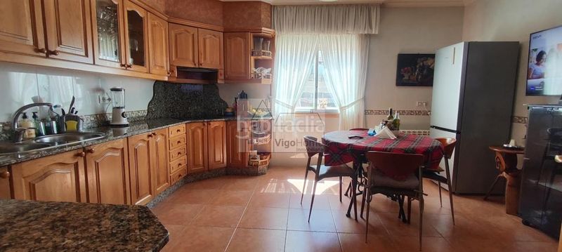 Foto 0e30cbb2-1fbf-49e3-8943-d495973dcec3. Casa amb calefacció aparcament a Moaña
