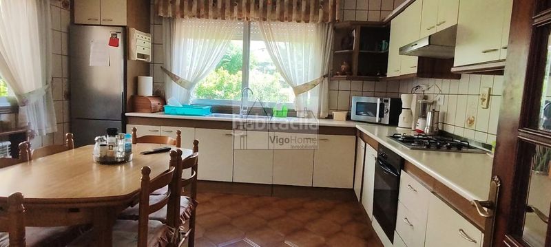 Foto 0f780f56-ce29-4b2a-8461-3732eafff0af. Casa amb calefacció aparcament a Moaña