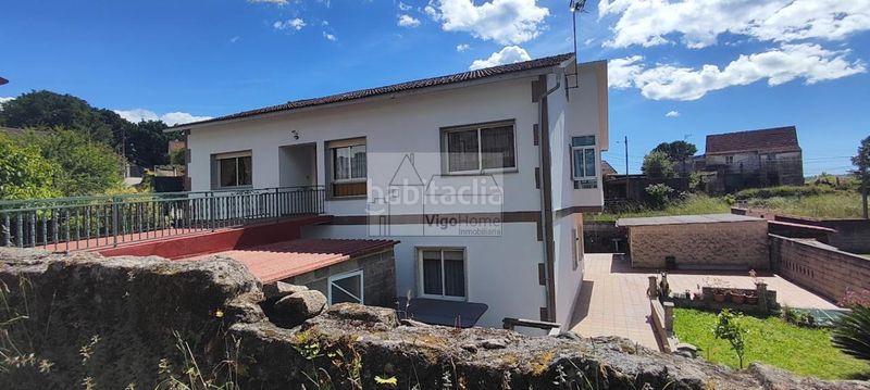 Foto 3f2a7870-30fb-4600-b588-1ba33ab12e56. Casa amb calefacció aparcament a Moaña