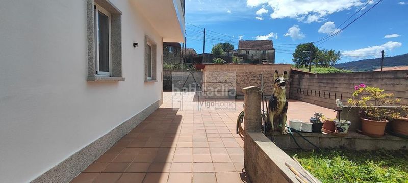 Foto b2563384-4347-448e-ad3c-ad2de8a8e90b. Casa amb calefacció aparcament a Moaña