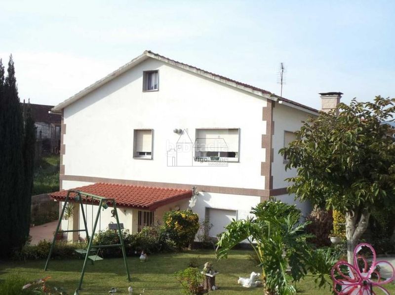 Foto c93c7536-a3ea-4a2e-a537-4431945272dc. Casa amb calefacció aparcament a Moaña