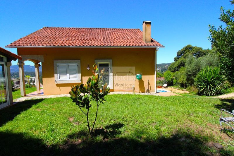 Foto f3df6d46-2cc3-4b9d-9abb-220ec6866138. Casa amb calefacció aparcament piscina a Mos