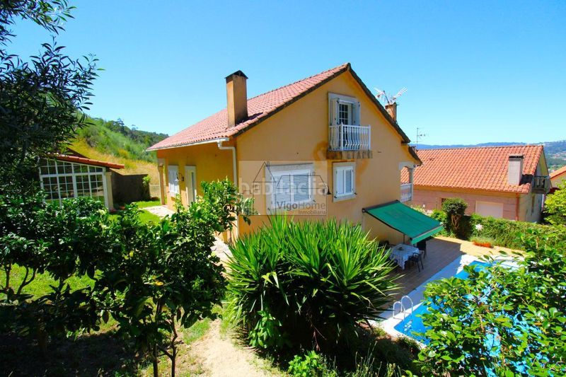 Foto ffb57f6a-79b4-44a8-854d-59cddfc302f7. Casa amb calefacció aparcament piscina a Mos