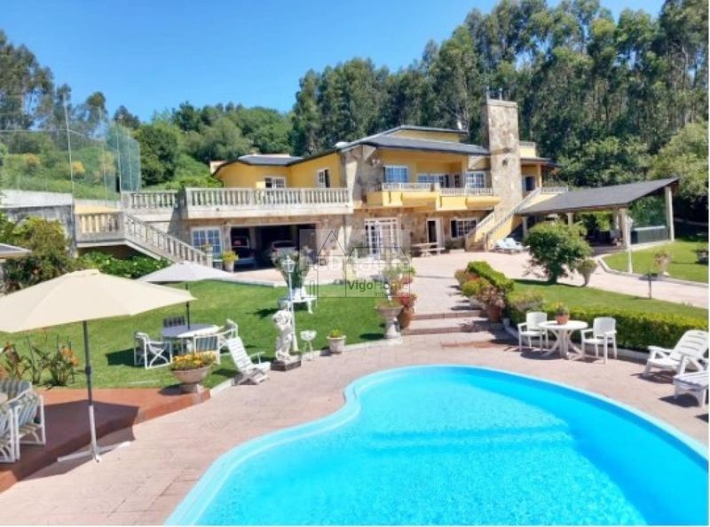 Foto 998a4e4a-605b-43e5-b119-242d7667f97f. Chalet en Darbo Cangas