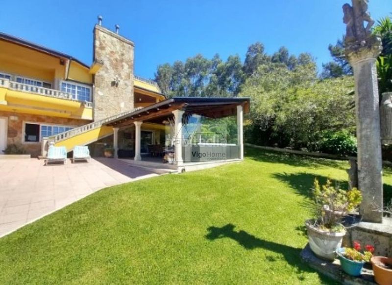 Foto f57b0aa0-ee5a-452c-900a-6ad7ac301cdc. Chalet en Darbo Cangas