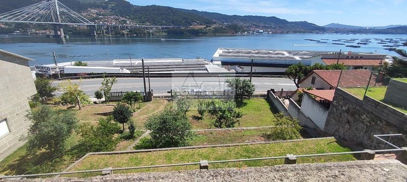 Foto 6c3e9f64-5a5e-4bce-a2e6-4d967f60c5e7. Casa amb aparcament a Moaña