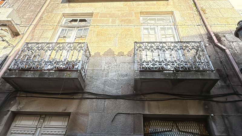 Foto 36025ccc-9937-4d2b-a8d5-78576680b06c. Edificio in Baiona
