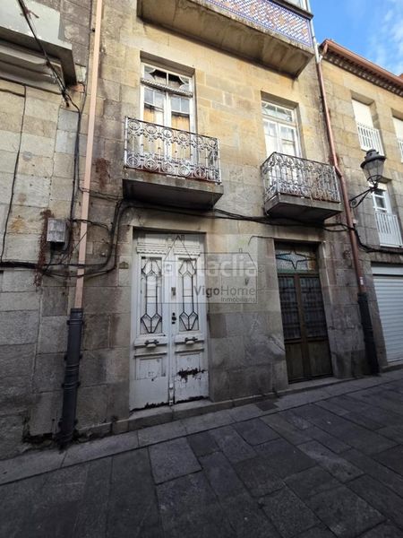 Foto 8557d9bd-7160-4b96-a61d-61148a69781c. Edificio in Baiona