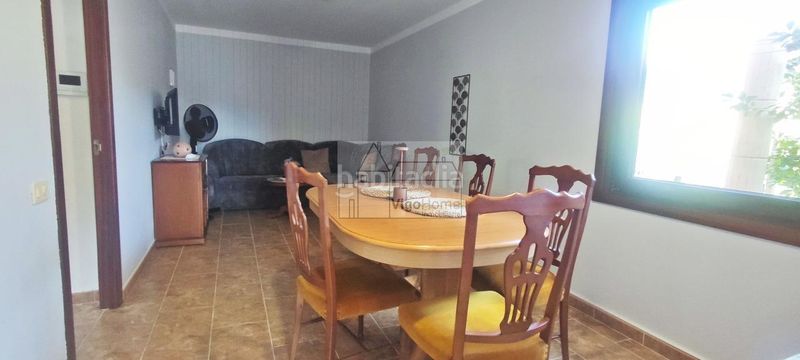 Foto b1e2f4e4-97e6-46f4-8f4b-3f5f197fd0e7. Casa amb calefacció a Cabral - Candeán Vigo