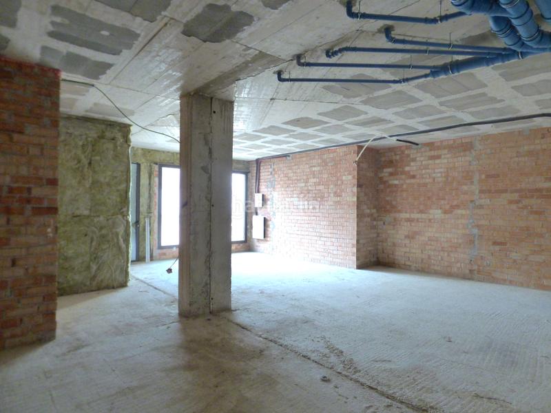 Foto 87220c9e-b869-4cce-a4fb-473416ea0c7c. Alquiler local comercial local a la nova plaça del tint en Sant Pol de Mar