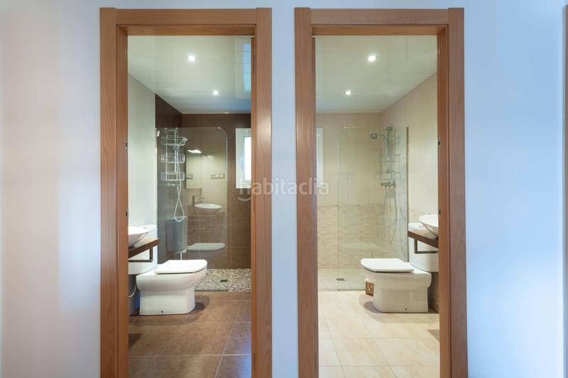 Foto 136893e7-3c36-4f12-ab2c-8dcd78d26537. Xalet amb xemeneia aparcament piscina a Urbanitzacions Sant Pol de Mar