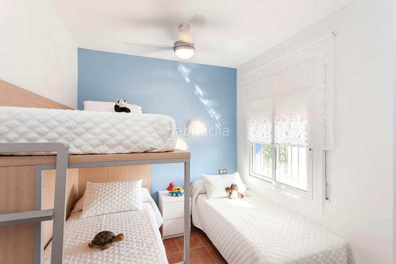 Foto 619cf210-f46f-43f8-ab6c-1bc3ce3ee1cf. Xalet amb xemeneia aparcament piscina a Urbanitzacions Sant Pol de Mar