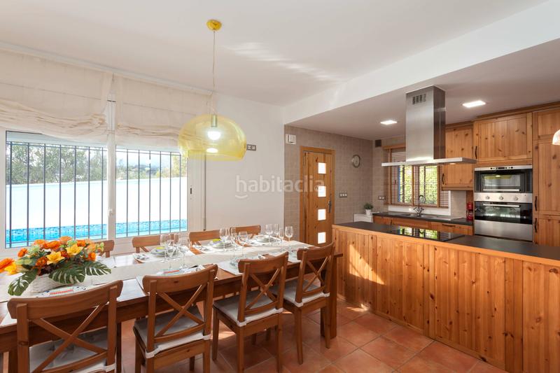 Foto 8c2a4029-174e-497f-8da7-1dec5c97f054. Xalet amb xemeneia aparcament piscina a Urbanitzacions Sant Pol de Mar