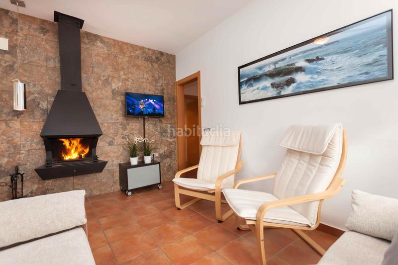 Foto fc02540f-2980-483e-95cb-918587fd81ff. Xalet amb xemeneia aparcament piscina a Urbanitzacions Sant Pol de Mar