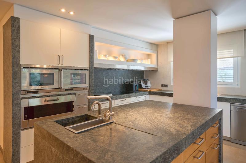 Foto fe75f233-8e9b-40ff-81b7-7371ca4ddfa0. Haus mit kamin heizung parking pool in Urbanitzacions Sant Pol de Mar