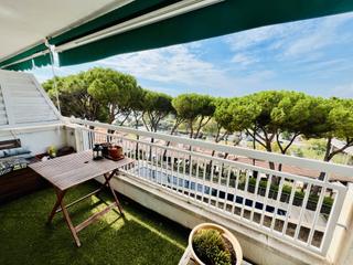 Pis  Carrer joan maragall. Sant pol de mar, centre poble i amb vistes!