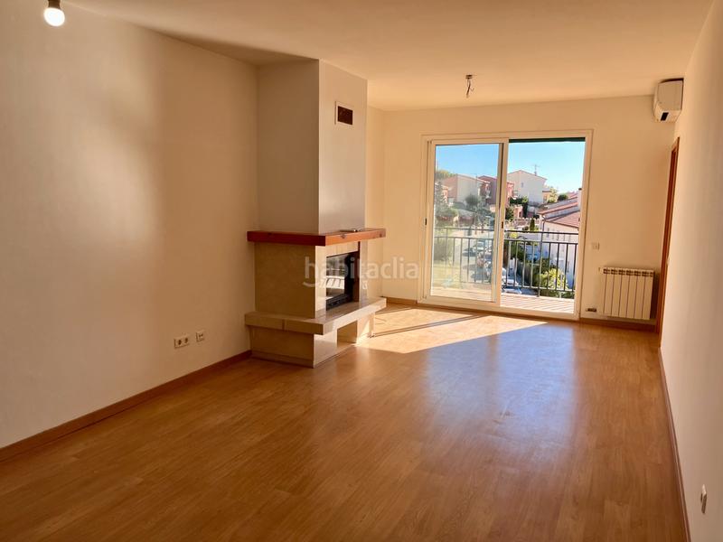 Foto ca42e0bc-0388-446e-94ae-6bcb80f6254d. Casa bifamiliare con camino riscaldamento parcheggio in Sant Pol de Mar