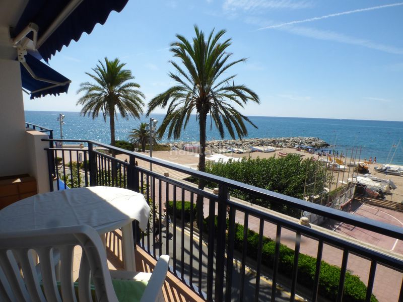 Foto 649d1cb7-c85b-42a2-a36c-4db997ceea9c. Rent flat in Centre Sant Pol de Mar