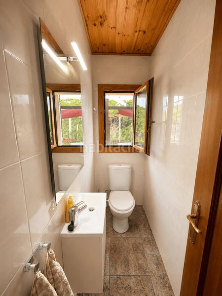 Foto 64675c03-bd53-4347-b12b-cbc20287c24b. Casa amb xemeneia calefacció aparcament a Sant Cebrià de Vallalta
