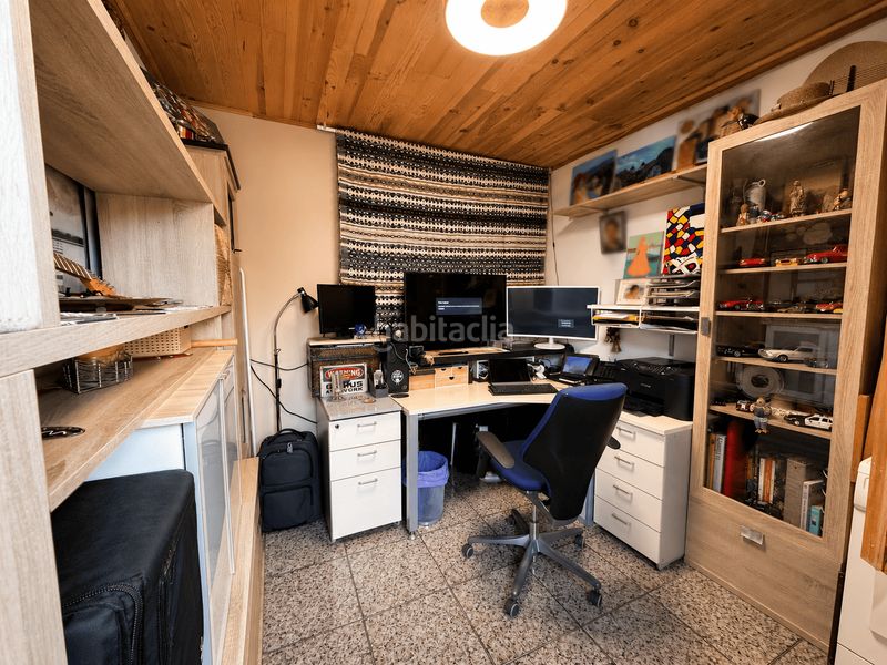 Foto ee68d13d-beff-41d0-951d-d055c8421587. Casa amb xemeneia calefacció aparcament a Sant Cebrià de Vallalta