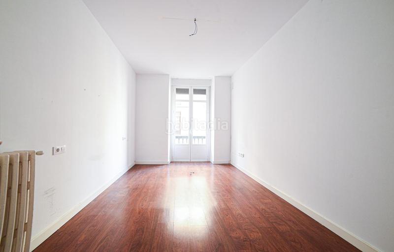 Foto 1c099b9d-1e19-4f97-963e-cce65c33eb66. Flat with heating in Sancti Spiritus - San Juan Salamanca