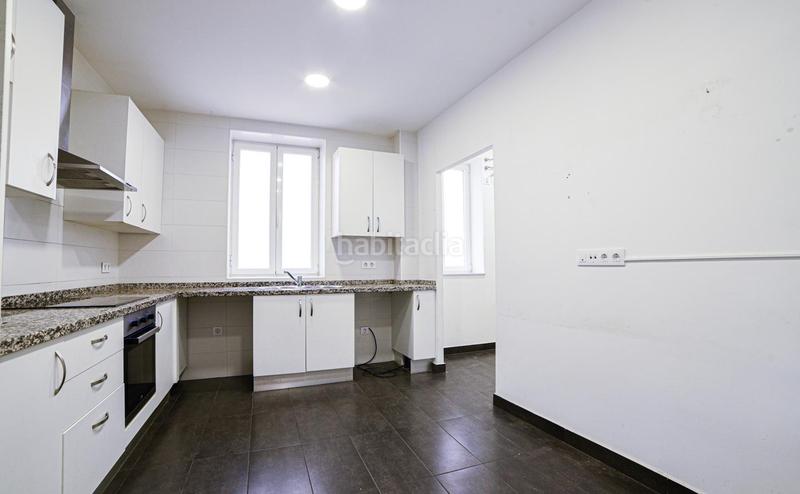 Foto bf847647-89cc-485f-85b6-032595c73a5a. Flat with heating in Sancti Spiritus - San Juan Salamanca