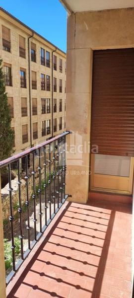 Foto d5b9a1fb-f2be-48c3-a8d3-4c575e105cbd. Flat with heating parking in San Vicente - Las Úrsulas Salamanca